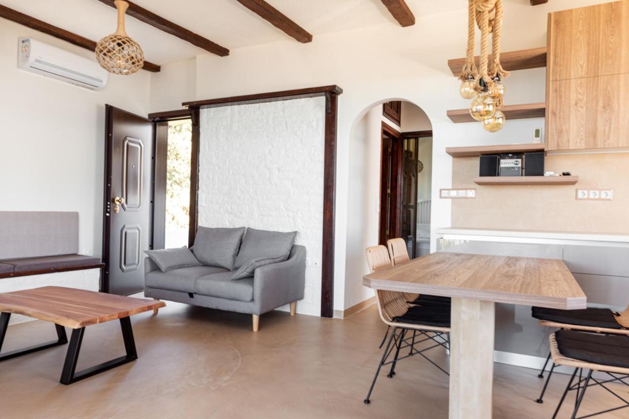 Alkis House By Aegiankazarte Apartment Kapotidhes Bagian luar foto