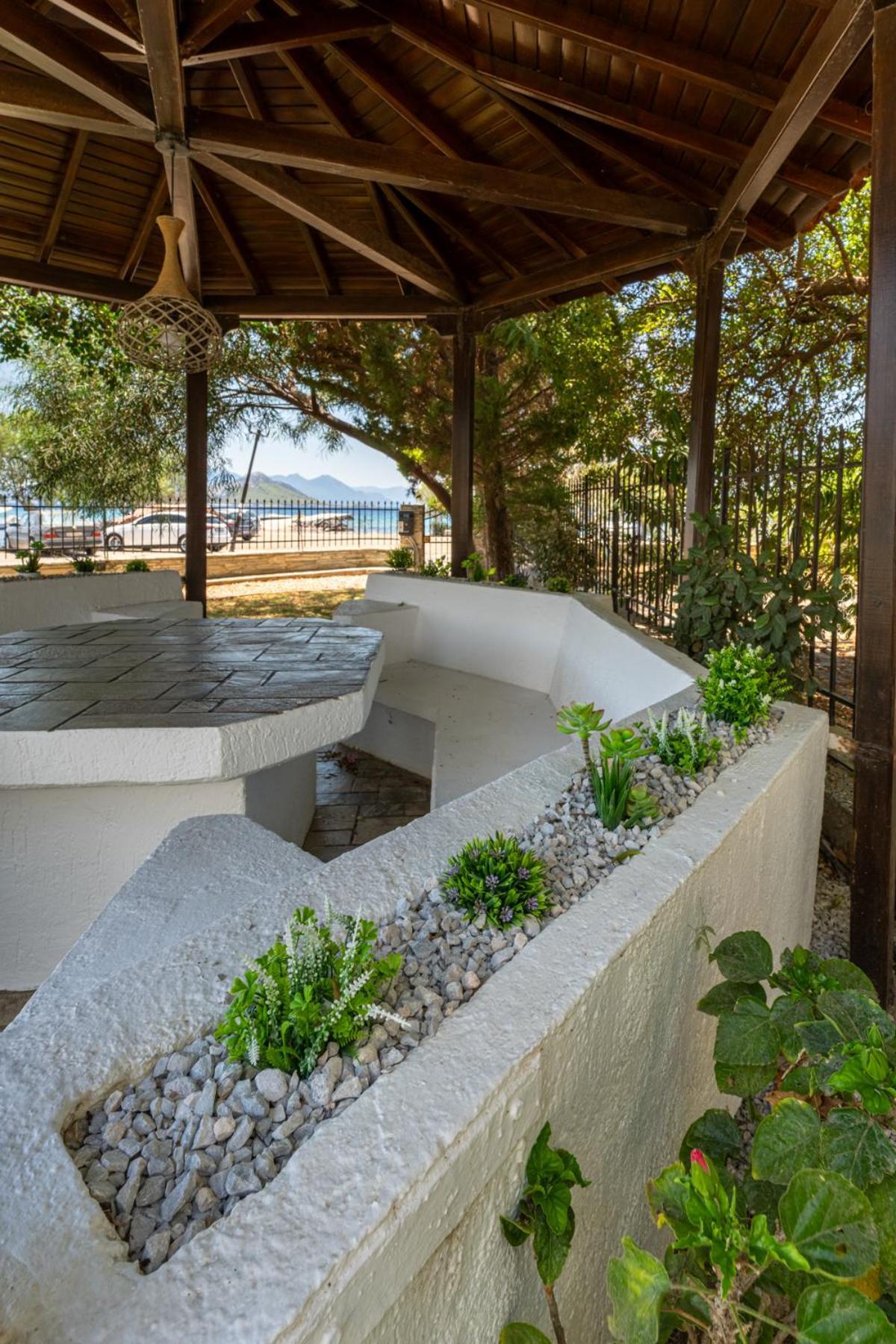 Alkis House By Aegiankazarte Apartment Kapotidhes Bagian luar foto